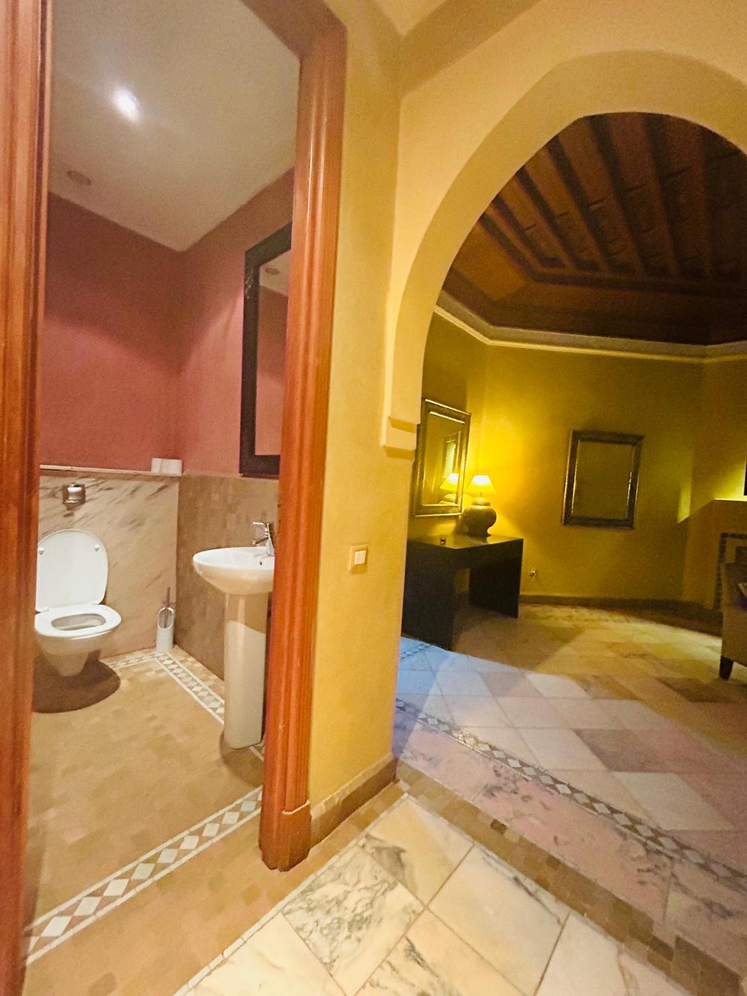 Appartement Spacieux Avec Piscine A La Palmeraie Marrakesh Luaran gambar